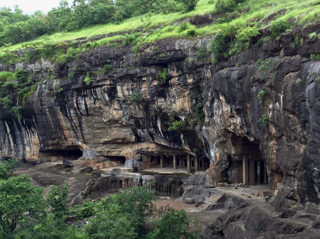 peetal khora caves
